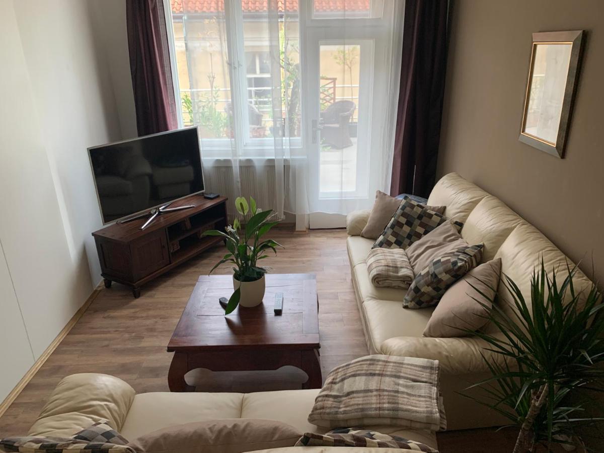 Apartamento Anenska By Charles Bridge 2